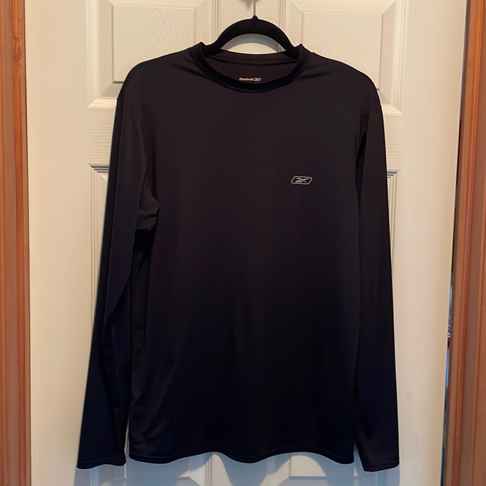 Reebok long sleeve shirt, size xtra lrg